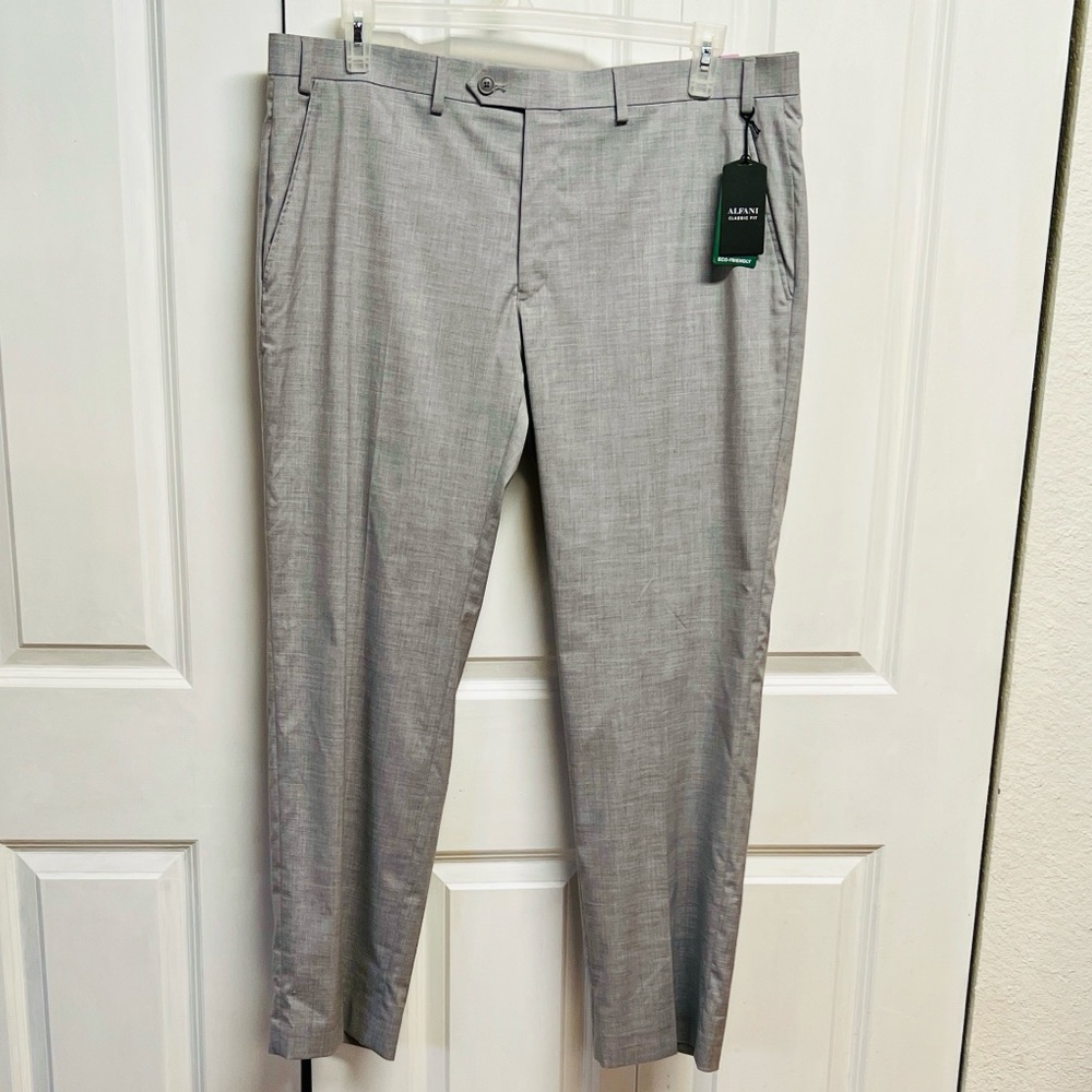 Alfani Men's Light Gray Dress Pants Size 38 Classic Fit NWT